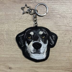 Llaveros Bordados de Mascotas